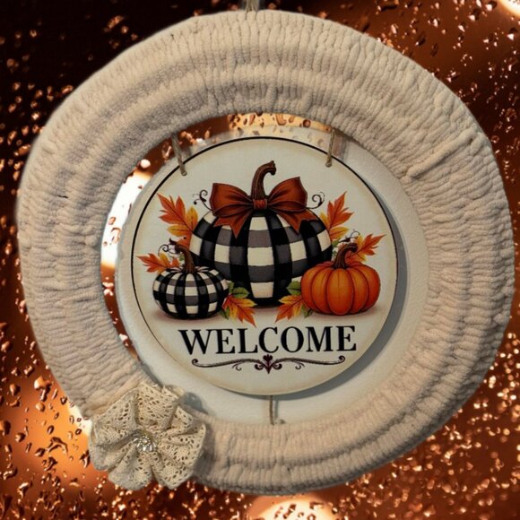 15" Fall Welcome wreath - Picture 1 of 7